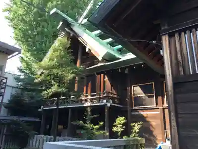 幡ケ谷氷川神社の本殿・本堂