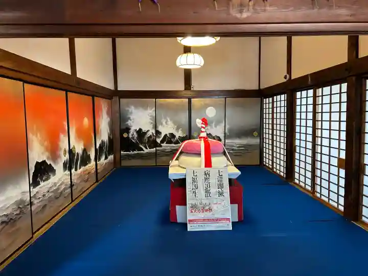 醍醐寺の{uncategorized: "未分類", other: "その他", undefined: "問題あり", building: "その他建物", grave: "お墓", sacred_gate: "鳥居", guardian: "狛犬", statue: "像", buddha: "仏像", history: "歴史", nature: "自然", garden: "庭園", animal: "動物", pagoda: "塔", temizu: "手水舎", mountain_gate: "山門・神門", sanctuary: "本殿・本堂", subordinate: "末社・摂社", art: "芸術", scenery: "景色", jizo: "地蔵", ema: "絵馬", goshuin: "御朱印", omikuji: "おみくじ", items: "授与品その他", amulet: "お守り", goshuincho: "御朱印帳", eats: "食事", festival: "お祭り", votive_dance: "神楽", shichigosan: "七五三参", wedding: "結婚式", experience: "体験その他", initially: "初詣", around: "周辺", anti_infection: "感染症対策"}