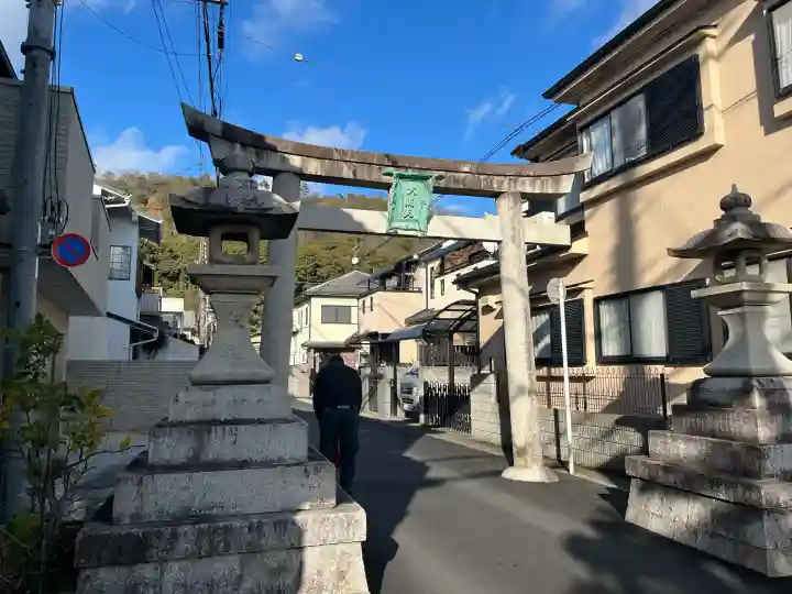赤山禅院の{uncategorized: "未分類", other: "その他", undefined: "問題あり", building: "その他建物", grave: "お墓", sacred_gate: "鳥居", guardian: "狛犬", statue: "像", buddha: "仏像", history: "歴史", nature: "自然", garden: "庭園", animal: "動物", pagoda: "塔", temizu: "手水舎", mountain_gate: "山門・神門", sanctuary: "本殿・本堂", subordinate: "末社・摂社", art: "芸術", scenery: "景色", jizo: "地蔵", ema: "絵馬", goshuin: "御朱印", omikuji: "おみくじ", items: "授与品その他", amulet: "お守り", goshuincho: "御朱印帳", eats: "食事", festival: "お祭り", votive_dance: "神楽", shichigosan: "七五三参", wedding: "結婚式", experience: "体験その他", initially: "初詣", around: "周辺", anti_infection: "感染症対策"}