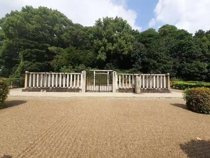 丹比高鷲原陵 (雄略天皇陵)(大阪府)