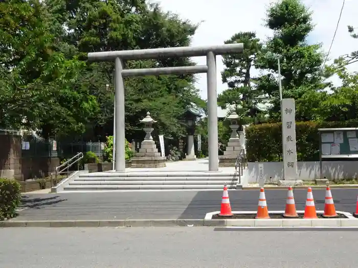 桜神宮の鳥居