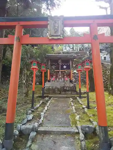 岩屋寺の末社