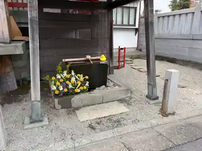 上尾御嶽神社の手水舎