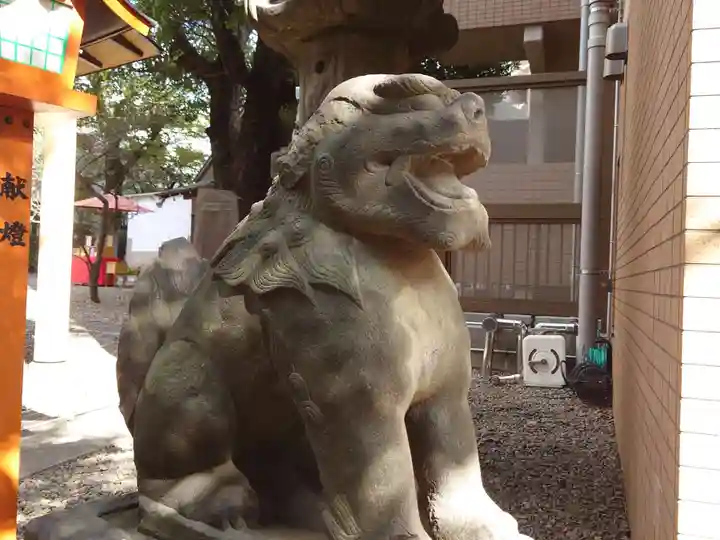 上目黒氷川神社の狛犬