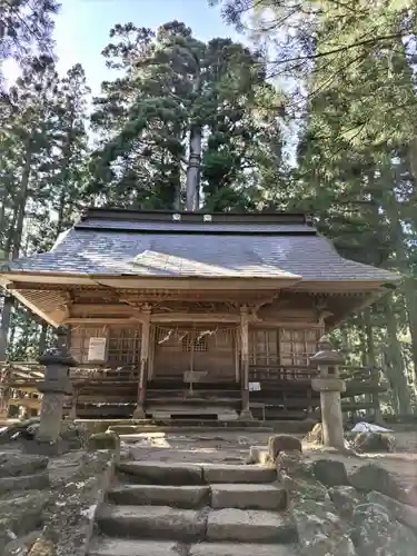 高倉神社の本殿・本堂