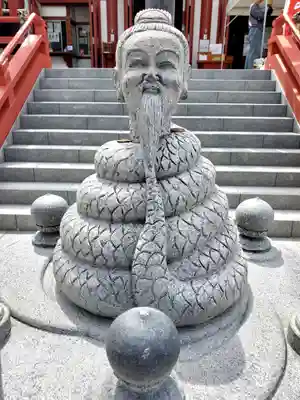 寛永寺不忍池弁天堂の像