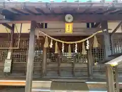 神明社の本殿