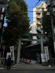 銀杏岡八幡神社の鳥居