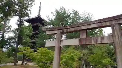 仁和寺の鳥居