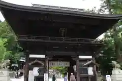 日牟禮八幡宮の山門