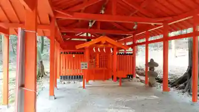 長山稲荷社(橿原神宮末社)の本殿・本堂