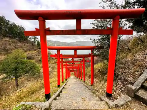 獅子崎稲荷神社の鳥居