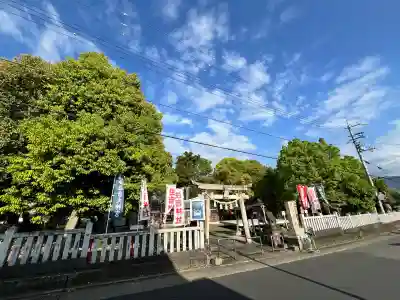 住吉神社の{uncategorized: "未分類", other: "その他", undefined: "問題あり", building: "その他建物", grave: "お墓", sacred_gate: "鳥居", guardian: "狛犬", statue: "像", buddha: "仏像", history: "歴史", nature: "自然", garden: "庭園", animal: "動物", pagoda: "塔", temizu: "手水舎", mountain_gate: "山門・神門", sanctuary: "本殿・本堂", subordinate: "末社・摂社", art: "芸術", scenery: "景色", jizo: "地蔵", ema: "絵馬", goshuin: "御朱印", omikuji: "おみくじ", items: "授与品その他", amulet: "お守り", goshuincho: "御朱印帳", eats: "食事", festival: "お祭り", votive_dance: "神楽", shichigosan: "七五三参", wedding: "結婚式", experience: "体験その他", initially: "初詣", around: "周辺", anti_infection: "感染症対策"}