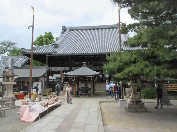 葛井寺の本殿・本堂