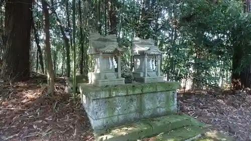 安住神社の末社