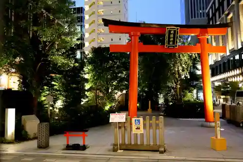福徳神社（芽吹稲荷）(東京都)