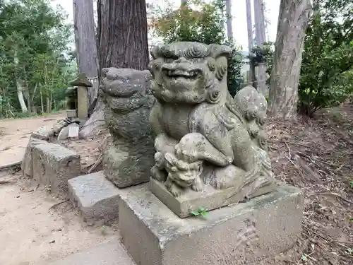 鶴峯八幡宮の狛犬