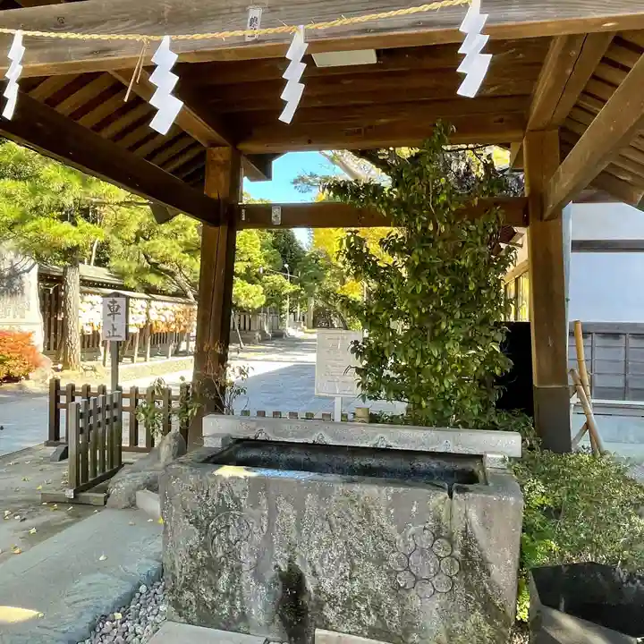 意富比神社の手水舎