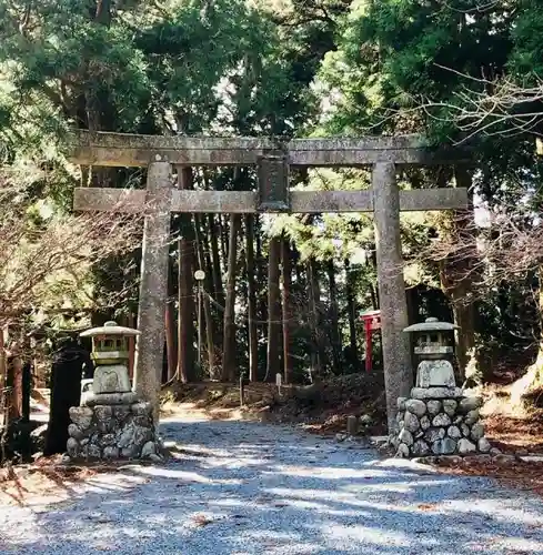 砥鹿神社（奥宮）の鳥居