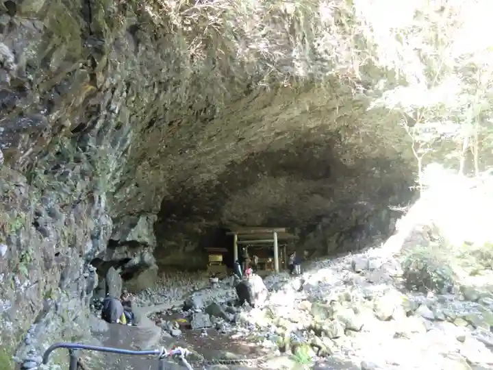 天安河原宮(宮崎県)