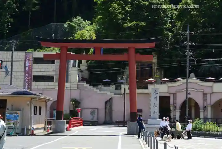 高尾山麓氷川神社(東京都)