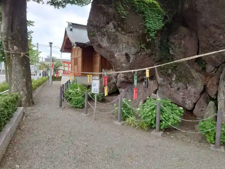 岩神稲荷神社(群馬県)