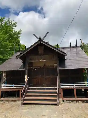 紅葉山神社の本殿・本堂