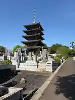 香林寺の{uncategorized: "未分類", other: "その他", undefined: "問題あり", building: "その他建物", grave: "お墓", sacred_gate: "鳥居", guardian: "狛犬", statue: "像", buddha: "仏像", history: "歴史", nature: "自然", garden: "庭園", animal: "動物", pagoda: "塔", temizu: "手水舎", mountain_gate: "山門・神門", sanctuary: "本殿・本堂", subordinate: "末社・摂社", art: "芸術", scenery: "景色", jizo: "地蔵", ema: "絵馬", goshuin: "御朱印", omikuji: "おみくじ", items: "授与品その他", amulet: "お守り", goshuincho: "御朱印帳", eats: "食事", festival: "お祭り", votive_dance: "神楽", shichigosan: "七五三参", wedding: "結婚式", experience: "体験その他", initially: "初詣", around: "周辺", anti_infection: "感染症対策"}