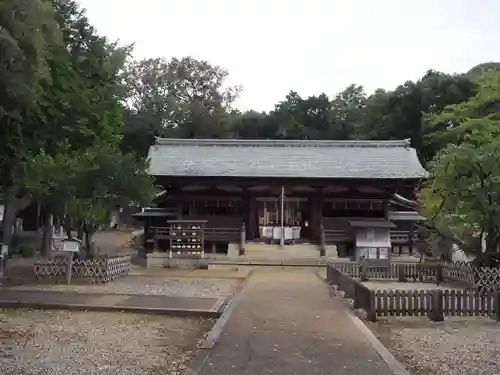 上地八幡宮の建物その他