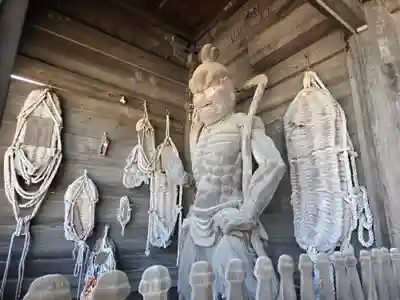 斑鳩寺の山門・神門