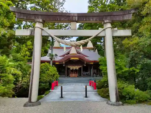 越中一宮 髙瀬神社の鳥居