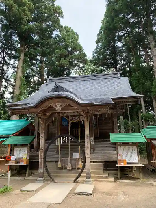 白山神社の本殿・本堂
