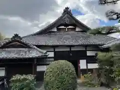 養徳院の本殿