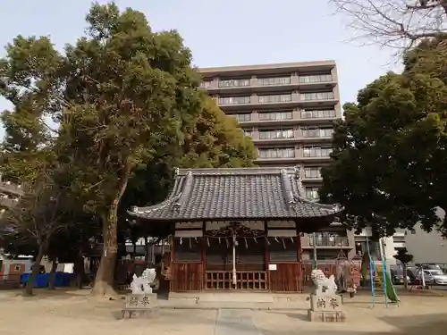 大津神社の本殿