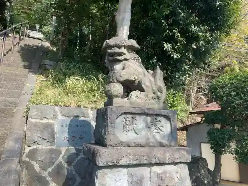 白旗神社（平戸白旗神社）の{uncategorized: "未分類", other: "その他", undefined: "問題あり", building: "その他建物", grave: "お墓", sacred_gate: "鳥居", guardian: "狛犬", statue: "像", buddha: "仏像", history: "歴史", nature: "自然", garden: "庭園", animal: "動物", pagoda: "塔", temizu: "手水舎", mountain_gate: "山門・神門", sanctuary: "本殿・本堂", subordinate: "末社・摂社", art: "芸術", scenery: "景色", jizo: "地蔵", ema: "絵馬", goshuin: "御朱印", omikuji: "おみくじ", items: "授与品その他", amulet: "お守り", goshuincho: "御朱印帳", eats: "食事", festival: "お祭り", votive_dance: "神楽", shichigosan: "七五三参", wedding: "結婚式", experience: "体験その他", initially: "初詣", around: "周辺", anti_infection: "感染症対策"}