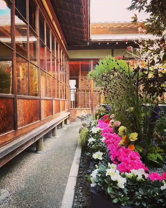 白山神社の庭園
