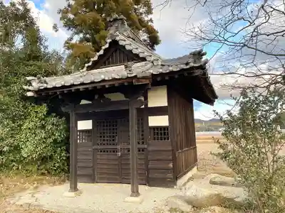 大日堂と行者堂(三重県)