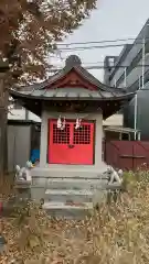 稲荷神社の本殿