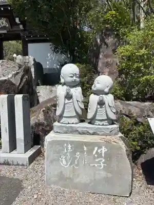 善住禅寺の{uncategorized: "未分類", other: "その他", undefined: "問題あり", building: "その他建物", grave: "お墓", sacred_gate: "鳥居", guardian: "狛犬", statue: "像", buddha: "仏像", history: "歴史", nature: "自然", garden: "庭園", animal: "動物", pagoda: "塔", temizu: "手水舎", mountain_gate: "山門・神門", sanctuary: "本殿・本堂", subordinate: "末社・摂社", art: "芸術", scenery: "景色", jizo: "地蔵", ema: "絵馬", goshuin: "御朱印", omikuji: "おみくじ", items: "授与品その他", amulet: "お守り", goshuincho: "御朱印帳", eats: "食事", festival: "お祭り", votive_dance: "神楽", shichigosan: "七五三参", wedding: "結婚式", experience: "体験その他", initially: "初詣", around: "周辺", anti_infection: "感染症対策"}