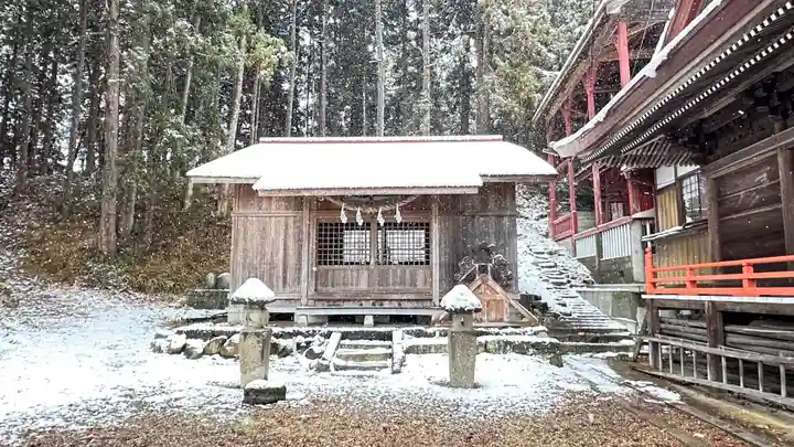 鼬幣稲荷神社(岩手県)