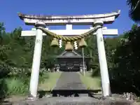 白鳥神社の鳥居