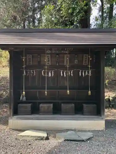 中氷川神社の末社