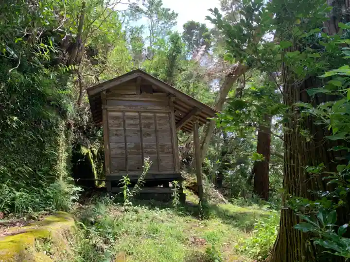 八幡神社の本殿・本堂