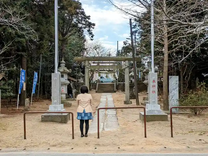 椿ノ海 水神社の鳥居