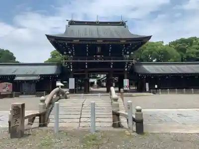 真清田神社の山門・神門