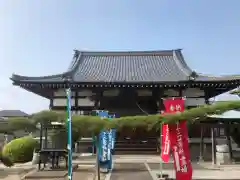 金蓮寺の本殿