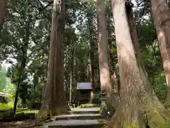 雄山神社中宮祈願殿(富山県)