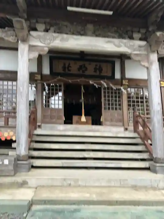 釈迦内神明社の本殿・本堂