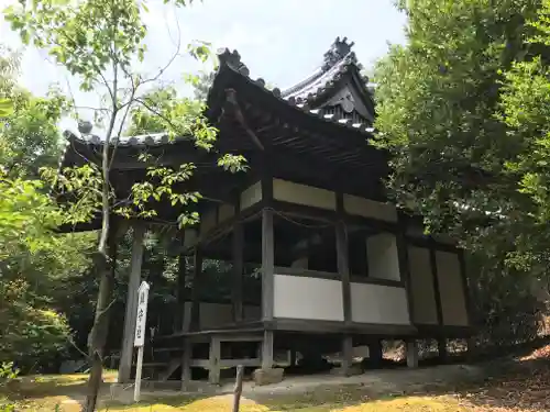 三谷寺の末社