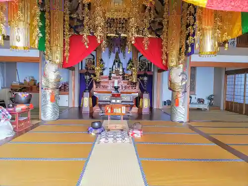 法泉寺の本殿・本堂